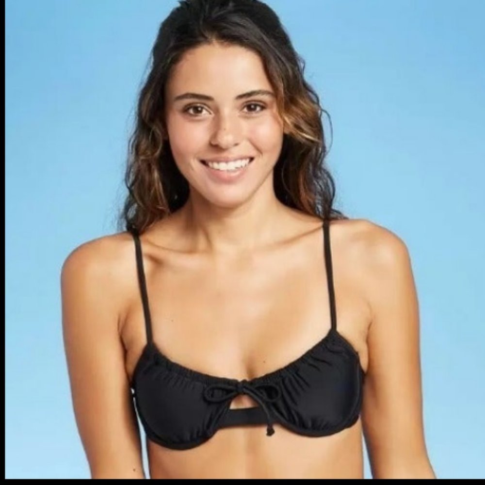 NEW! Xhilaration Shirred Underwire Bikini Top Black M